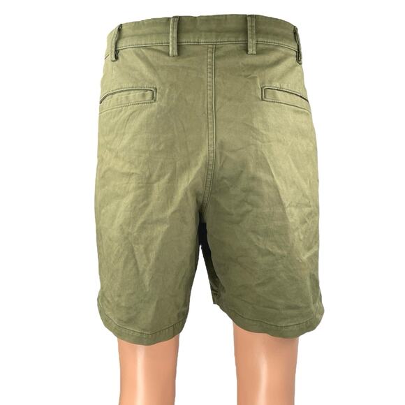 Gap Essential Khaki Mens Green 7" Straight Leg Performance Golf Chino Shorts 36 - Picture 3 of 6